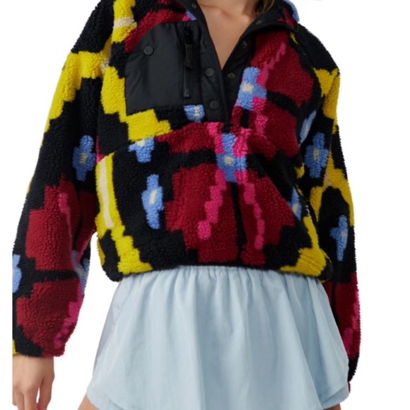 FP Movement by Free People Jackets & Blazers - NWT FP Movement Fleece Pullover Rocky Ridge
Free people XS button jacket